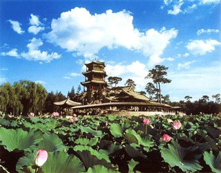 承德避暑山莊+棒槌山+普寧寺+小布達(dá)拉宮（豪華標(biāo)準(zhǔn)） 休閑3日游